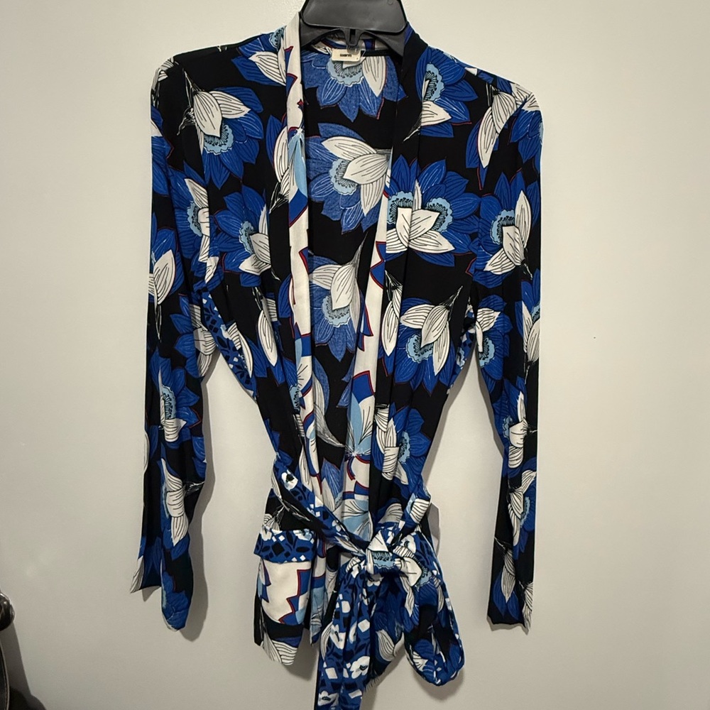 NWT Warm brand belted cardigan